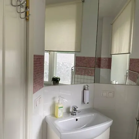 City Center 3 Bedroom Apartment Tallinn Exterior photo
