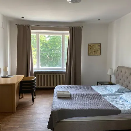 City Center 3 Bedroom Apartment Tallinn Exterior photo